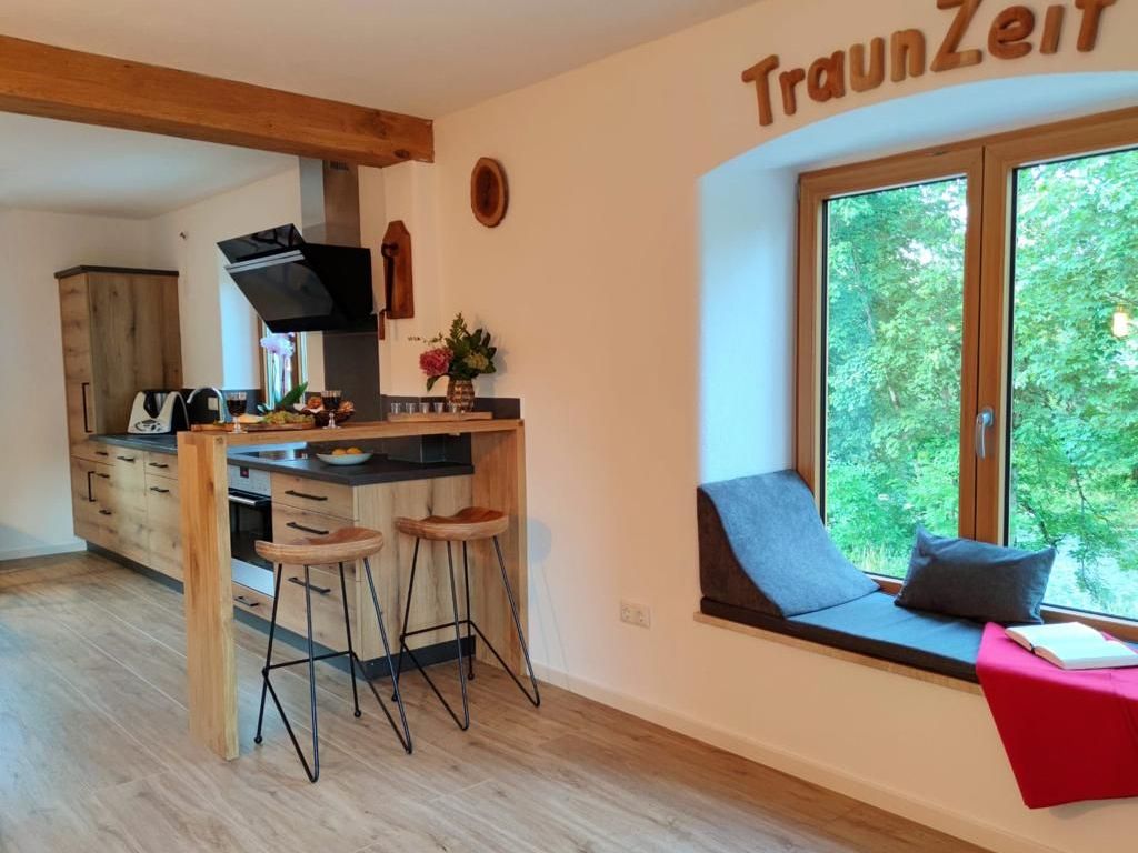 Werden Sie unser erster Gast in unserer neuen Fewo TraunZeit
