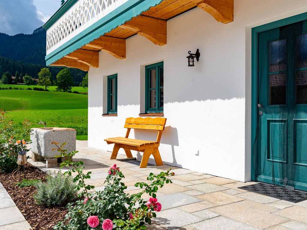 Terrasse Ost - Wohnung Kleeblatt (EG)