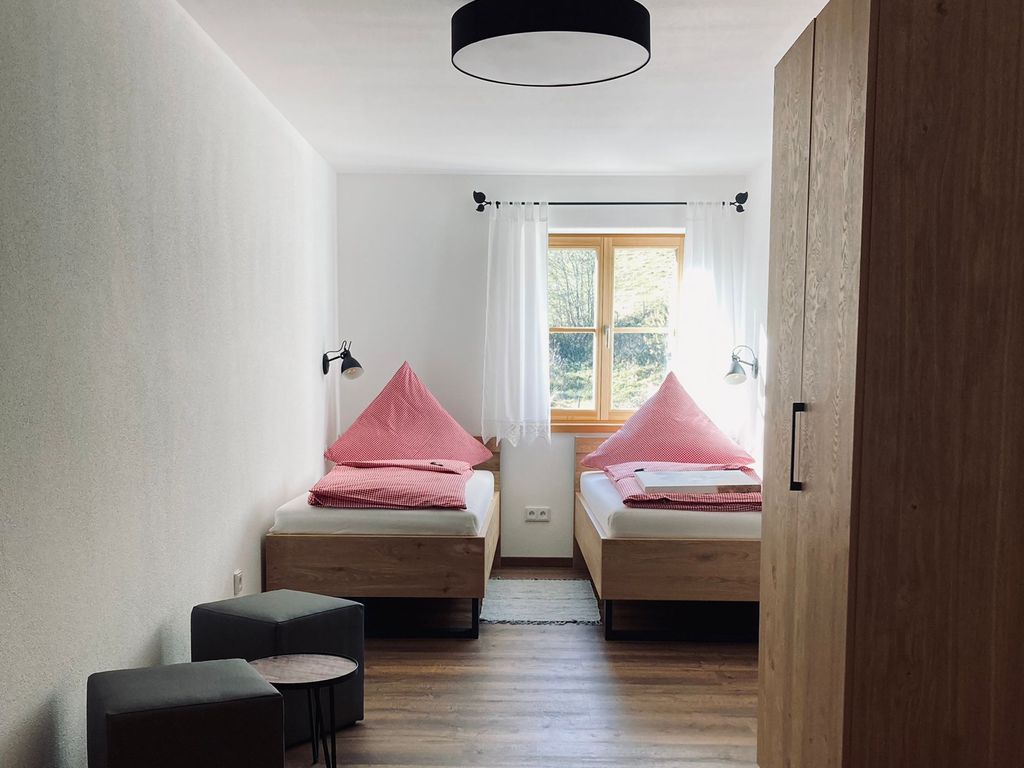 Schlafzimmer 2
