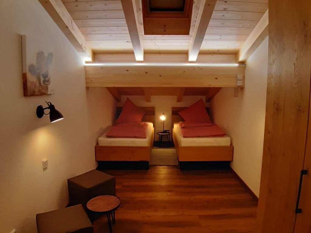 Schlafzimmer 2