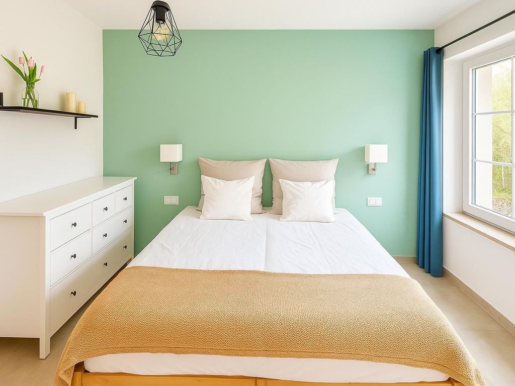 Schlafzimmer 1