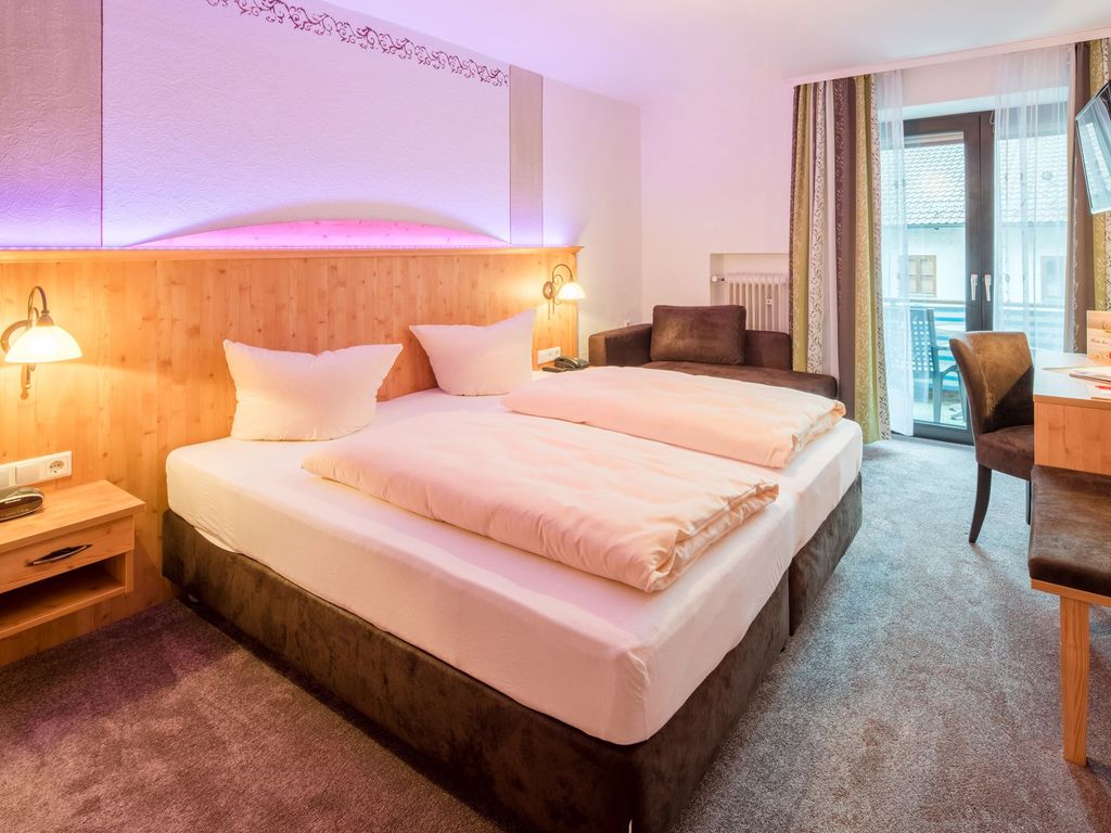 Doppelzimmer - Zimmer können von den Abbildungen abweichen