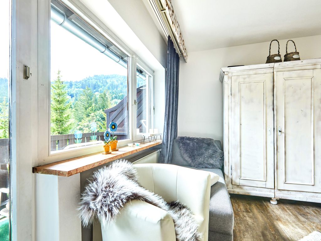 Blick zum Balkon und die Berge