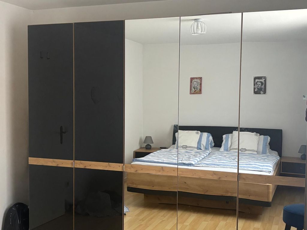 Schlafzimmer - Kleiderschrank