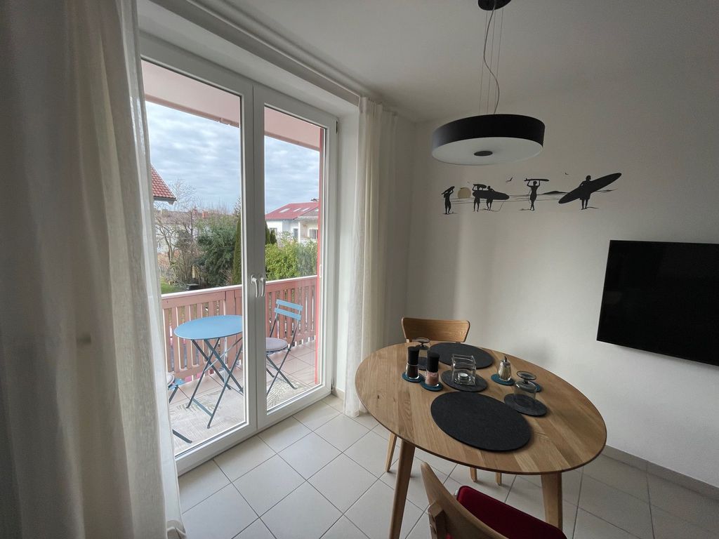 Esstisch mit Blick auf Westbalkon