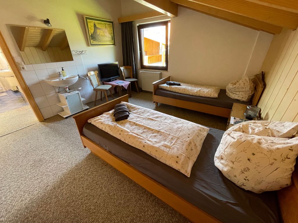 Schlafzimmer 2
