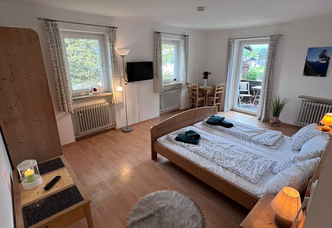 Traumhaftes Doppel-/Dreibettzimmer mit Alpenpanorama und Balkon