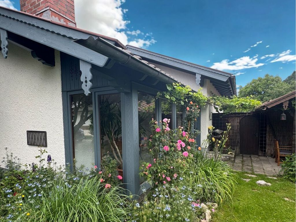 Haus mit Wintergarten