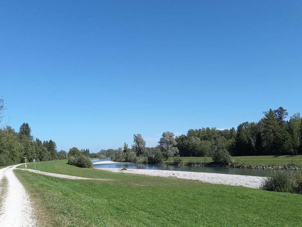 Radlweg am Acheredamm