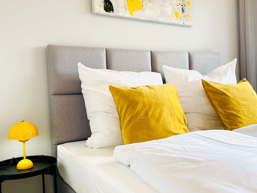 Schlafzimmer gelb
