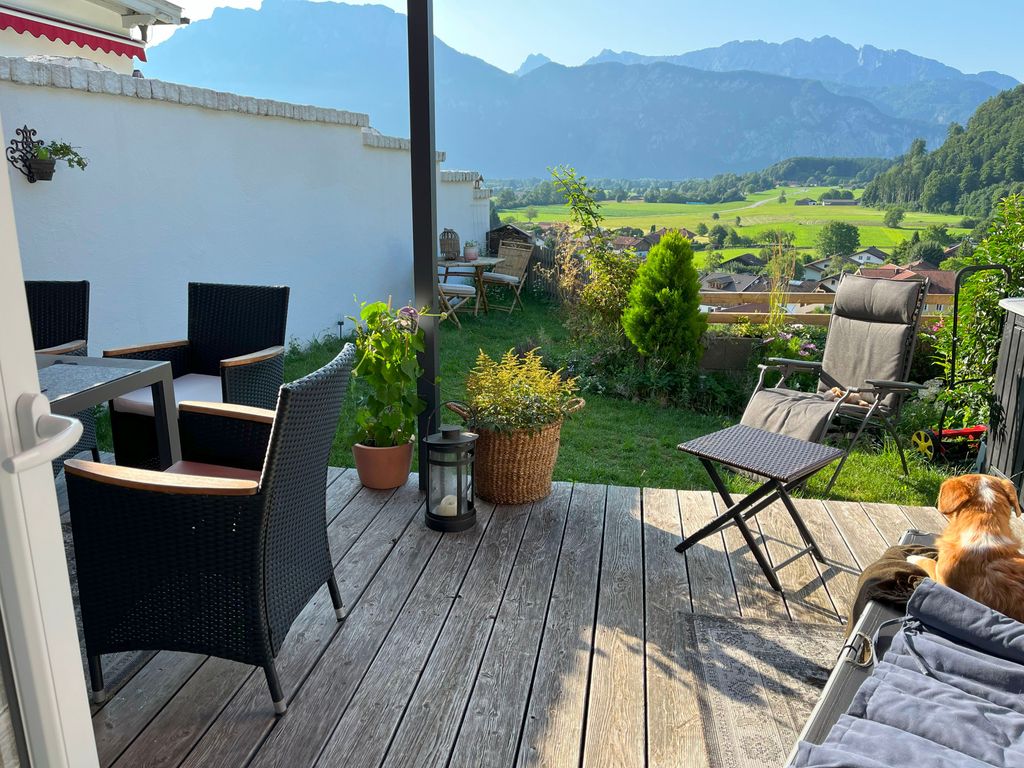 Blick von der Terrasse auf das Kaisergebirge