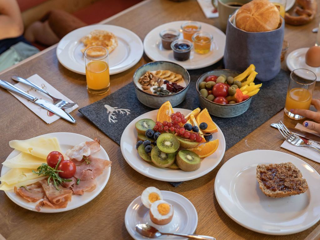 Frühstück Hotel Neubichler Alm