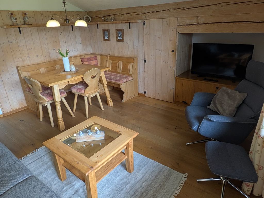 Wohnzimmer 1
