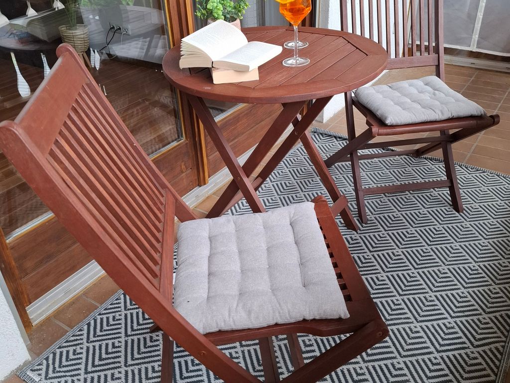 Südbalkon zum Entspannen