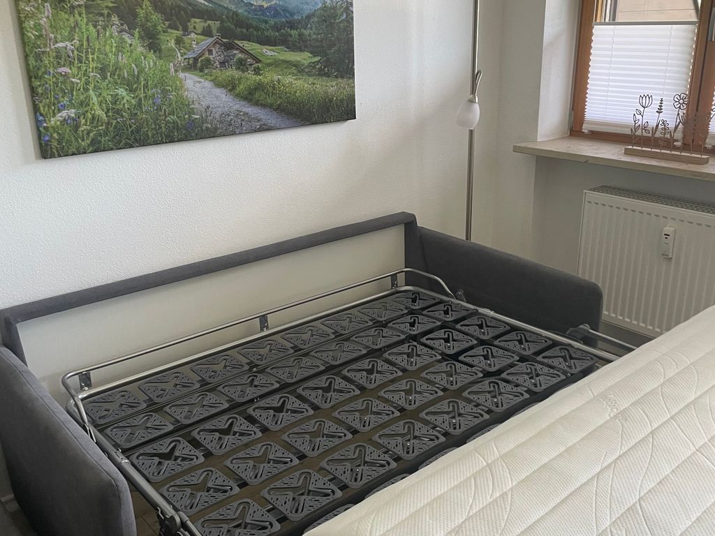 Premium-Schlafcouch (140x200) mit komfortablem Teller-Lattenrost
