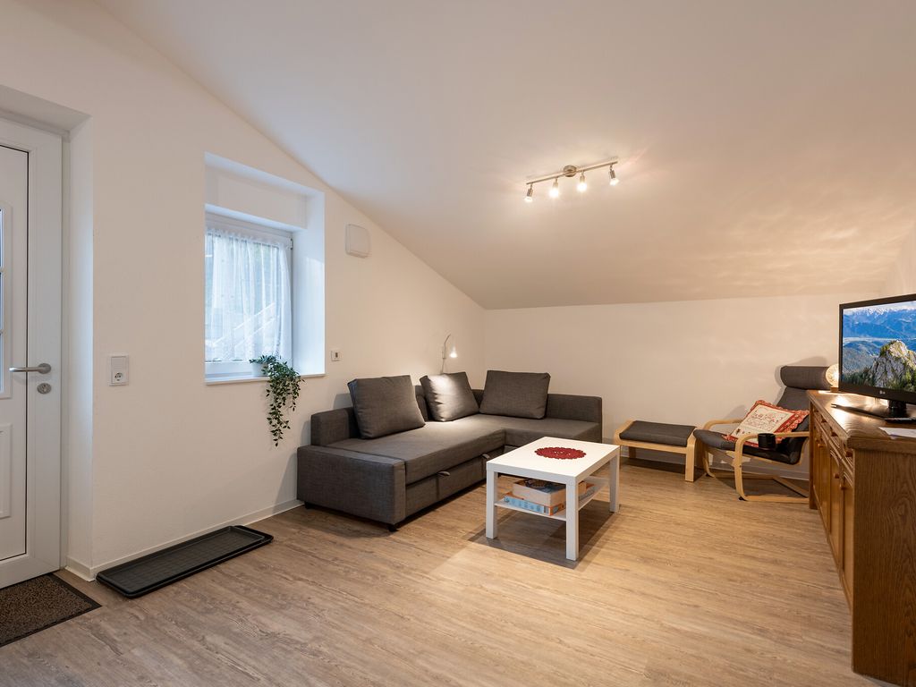 Wohnbereich Ferienwohnung Luegsteinsee