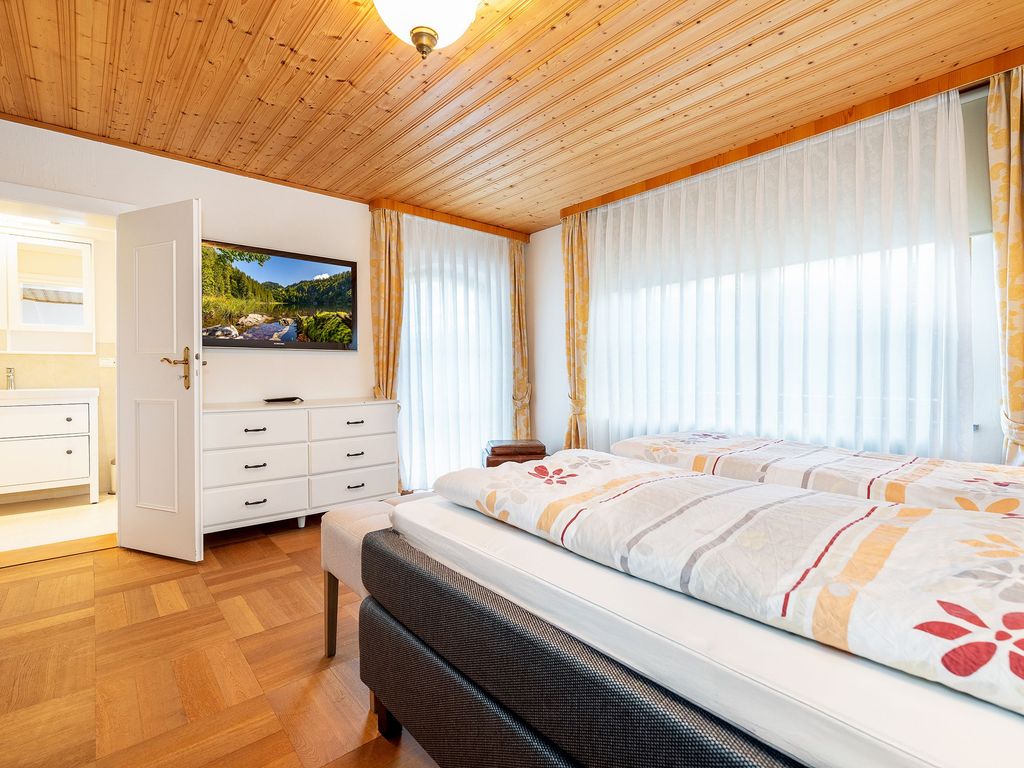 Schlafzimmer 1 EG