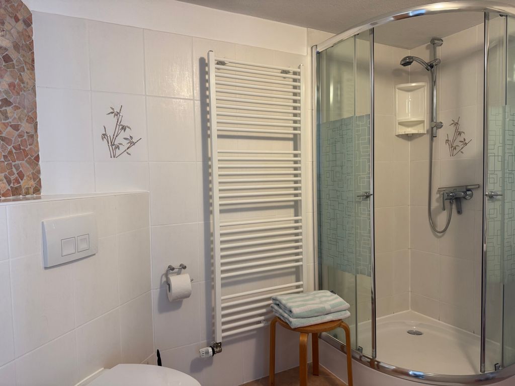 Badezimmer Bild 2
