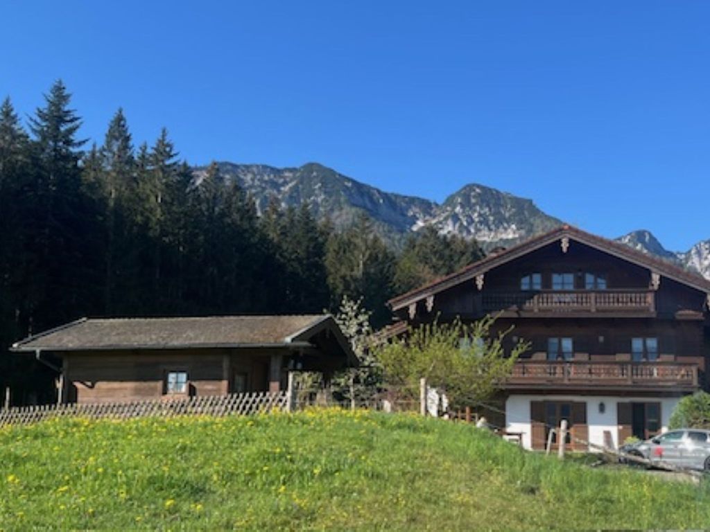 FRÜHLINGSERWACHEN