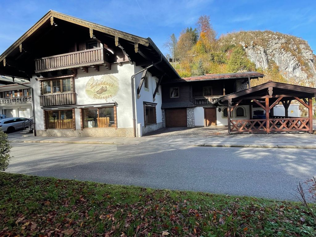 Haus mit Carport