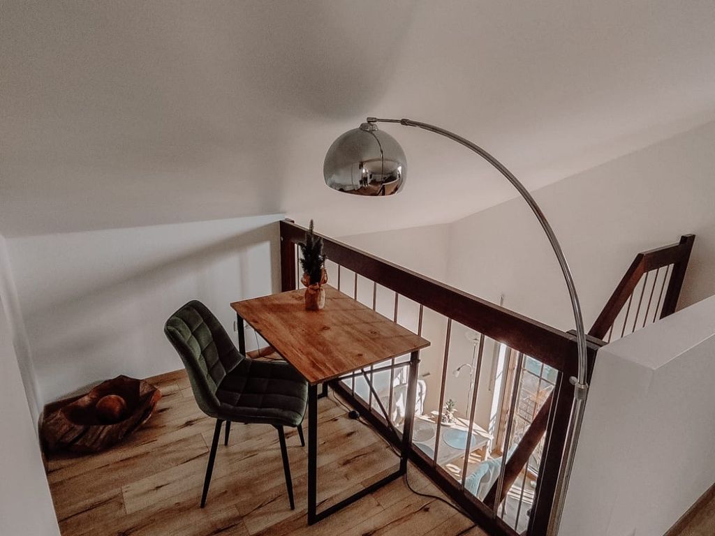 Schreibtischecke