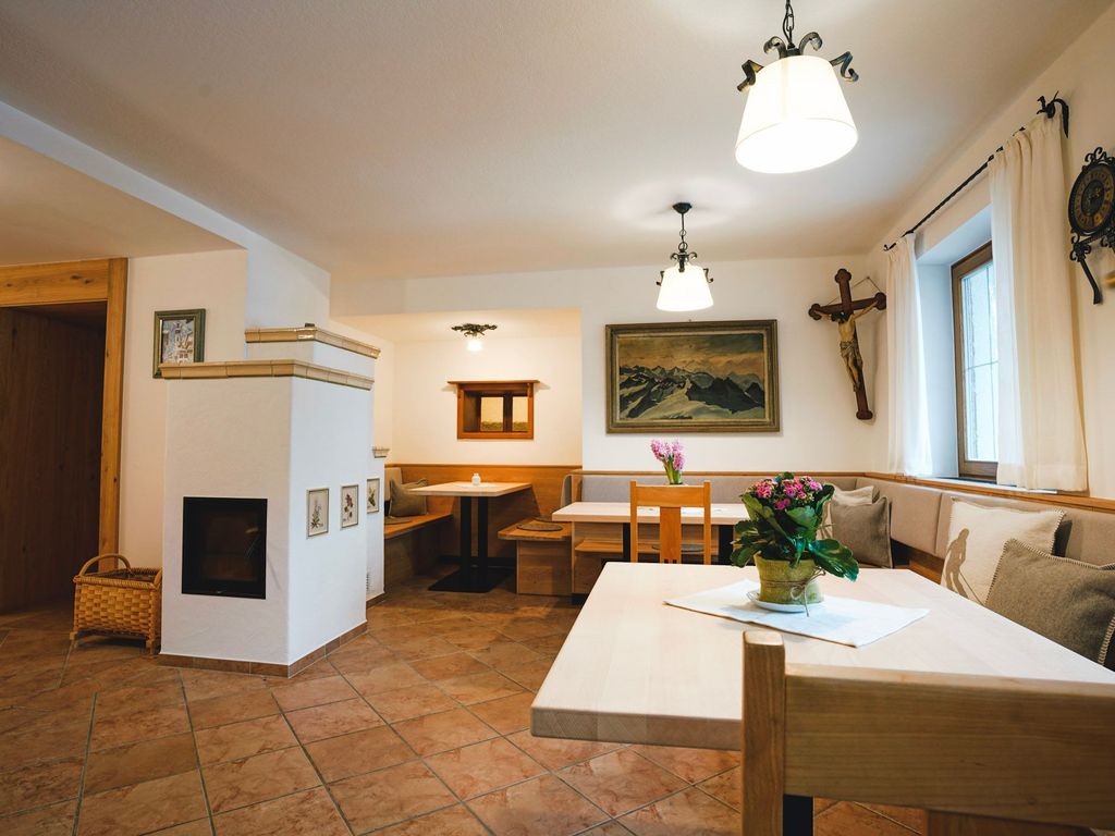 Frühstücksraum EG