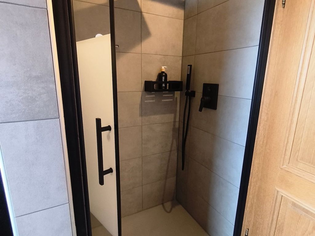 Dusche
