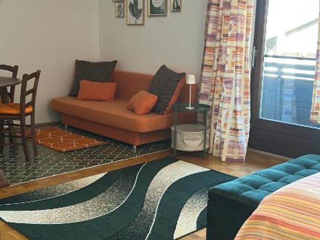 Wohn-/Schlafzimmer