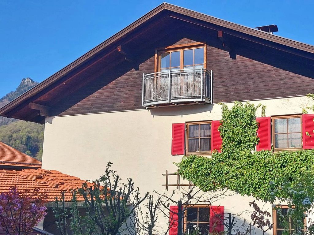 Scheibenwand-Loft mit Balkon