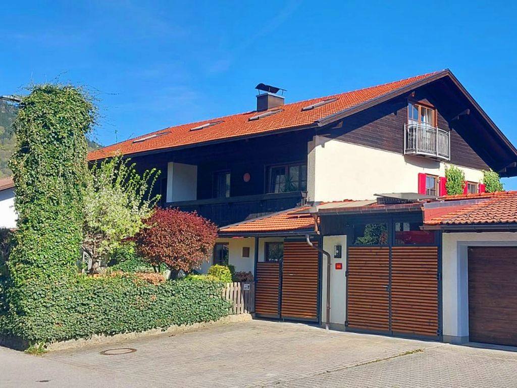 Scheibenwand-Loft mit Balkon