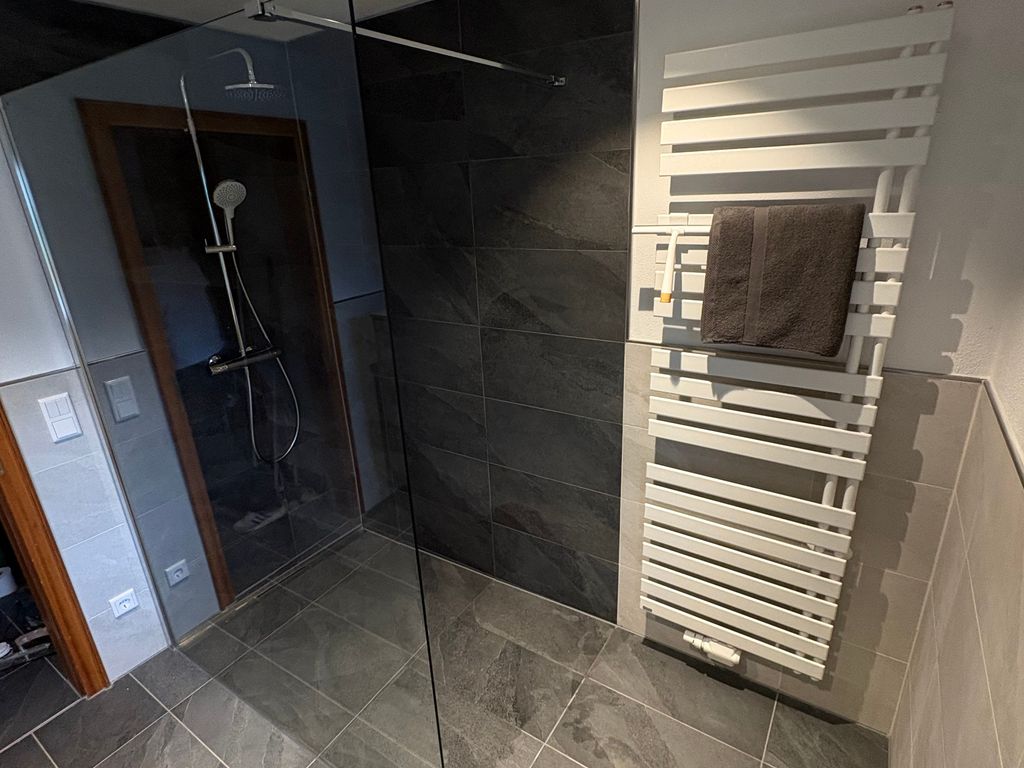 Bad mit barrierefreier Dusche