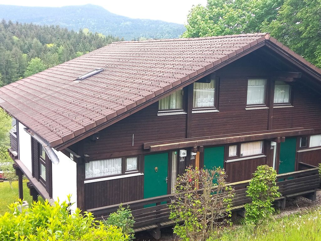 Lärchenstr 17b mittlere Wohnung