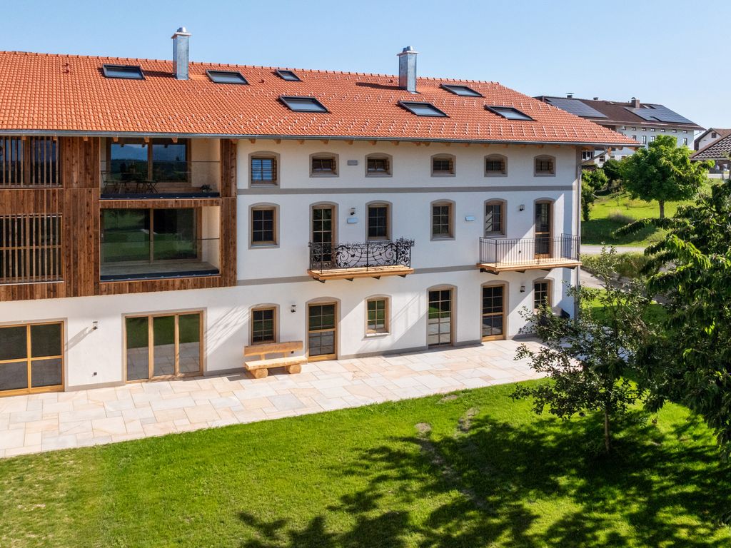 Hausansicht Süd, Drohnenfoto