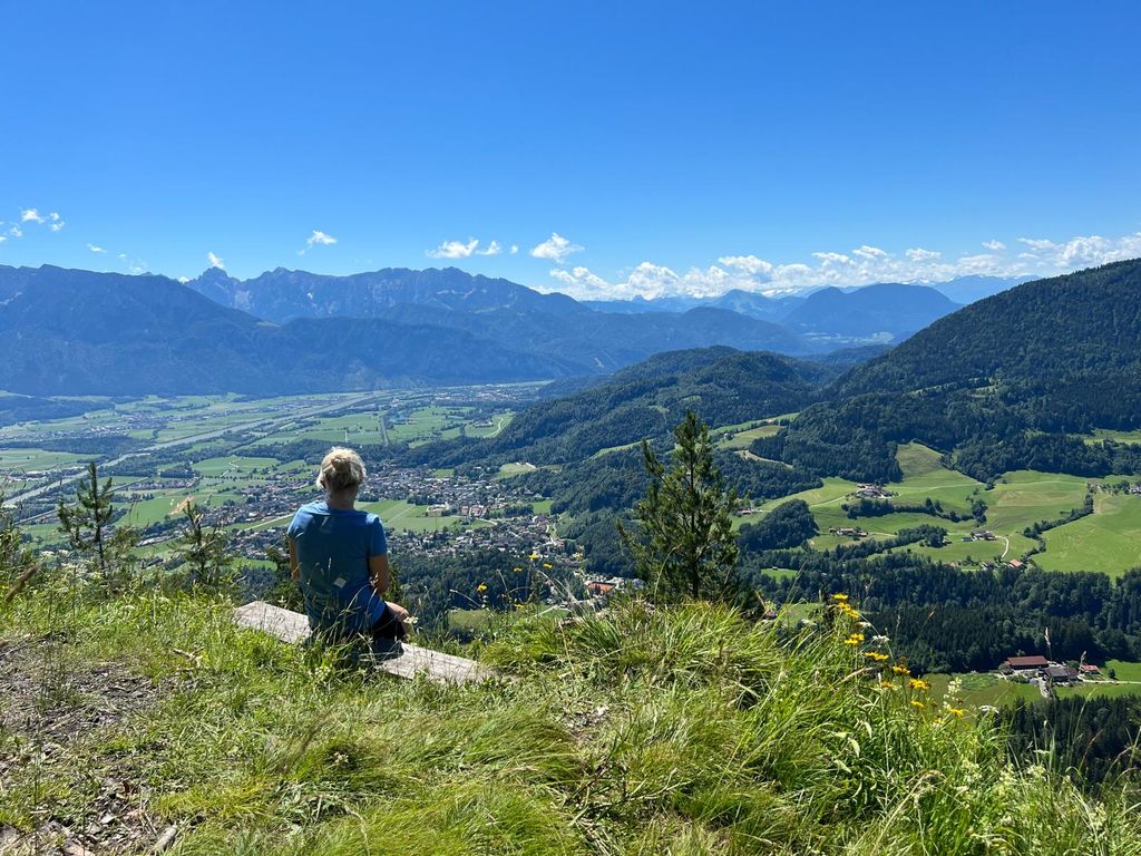 Ausblick ins Kaiergebirge