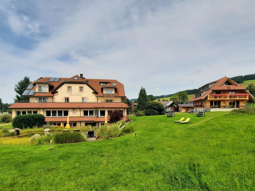 Außenansicht Hotel Jägerhaus St. Peter