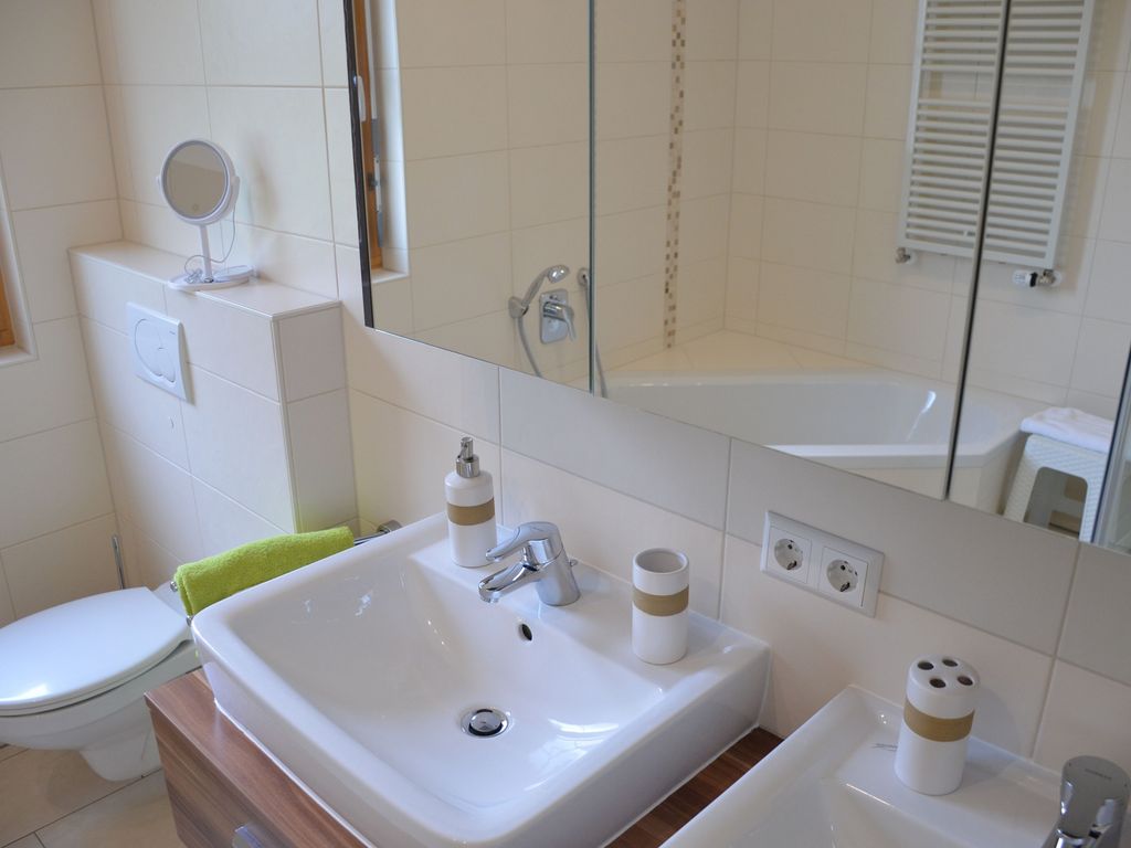 INSIDE, BATHROOM