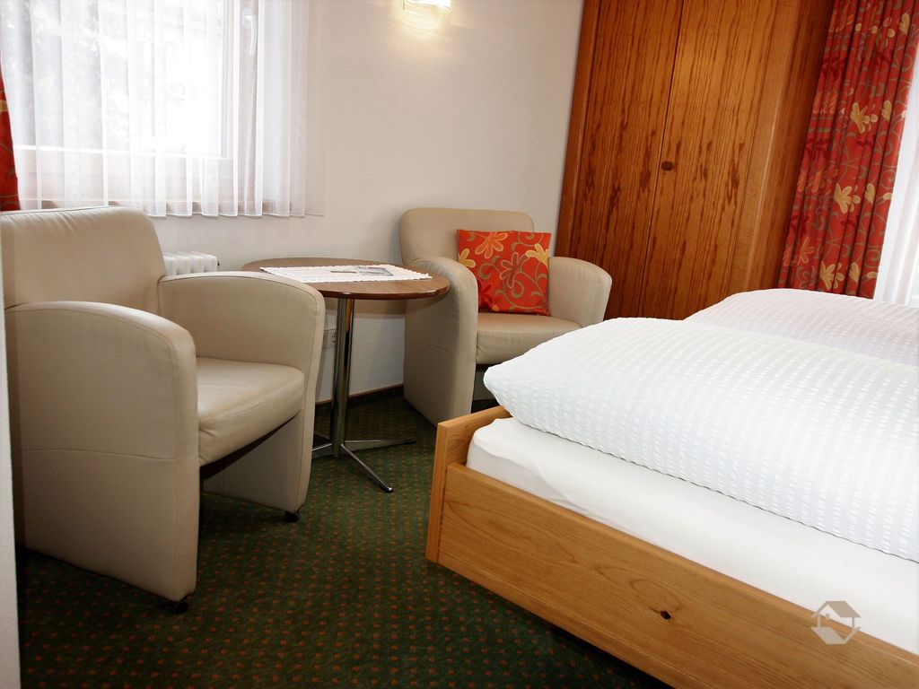 Doppelzimmer mit Balkon