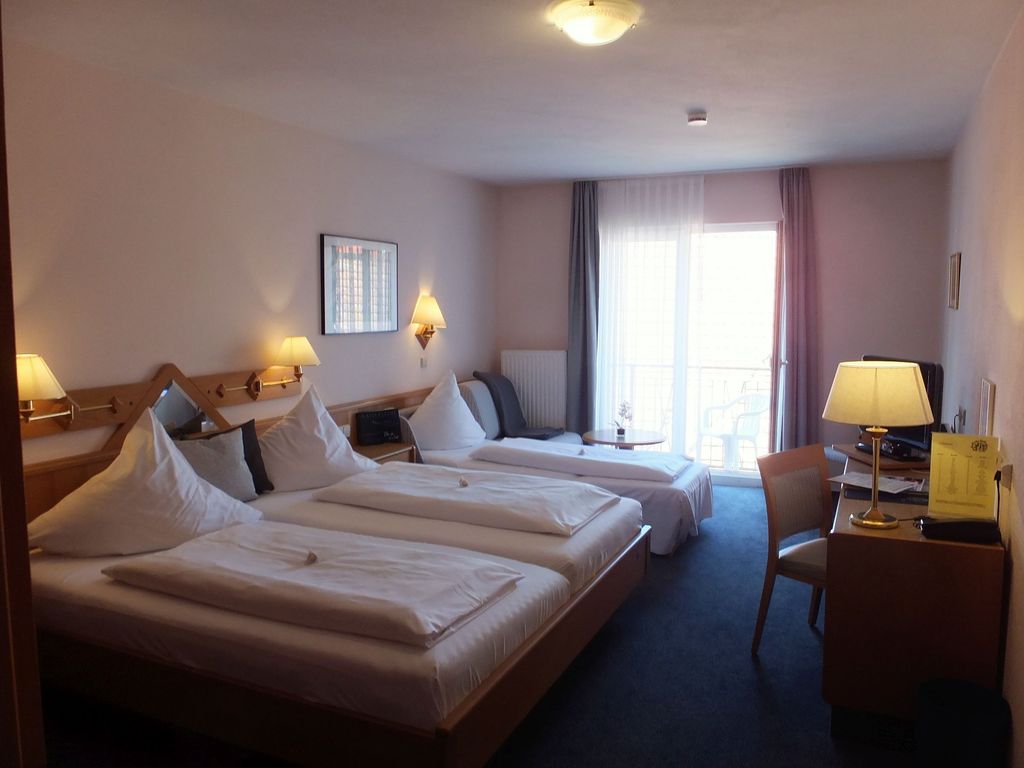 Dreibettzimmer