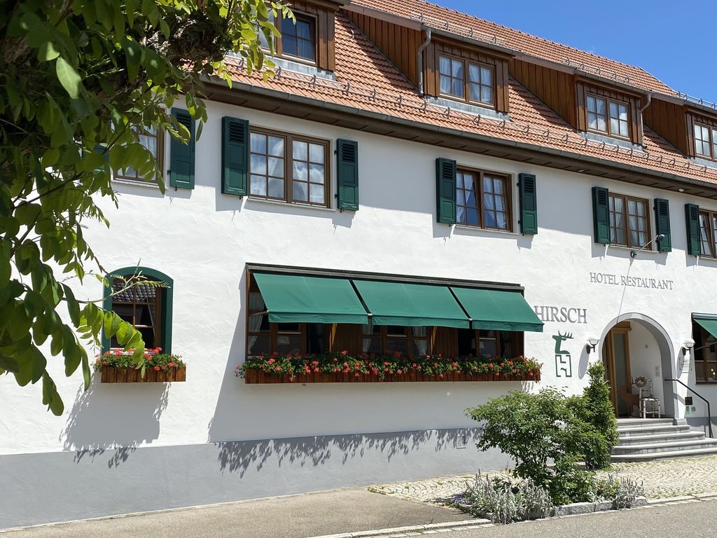Romantik Hotel l Restaurant Hirsch