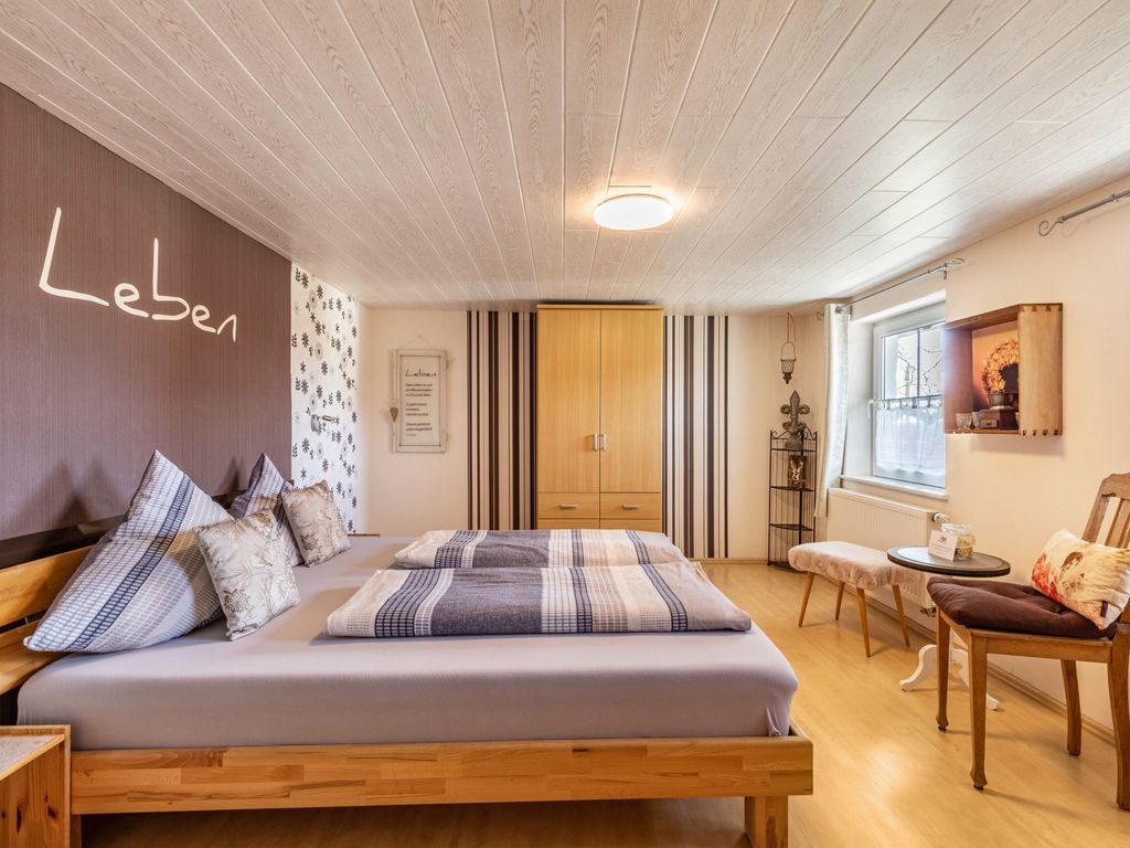 BEDROOM, INSIDE