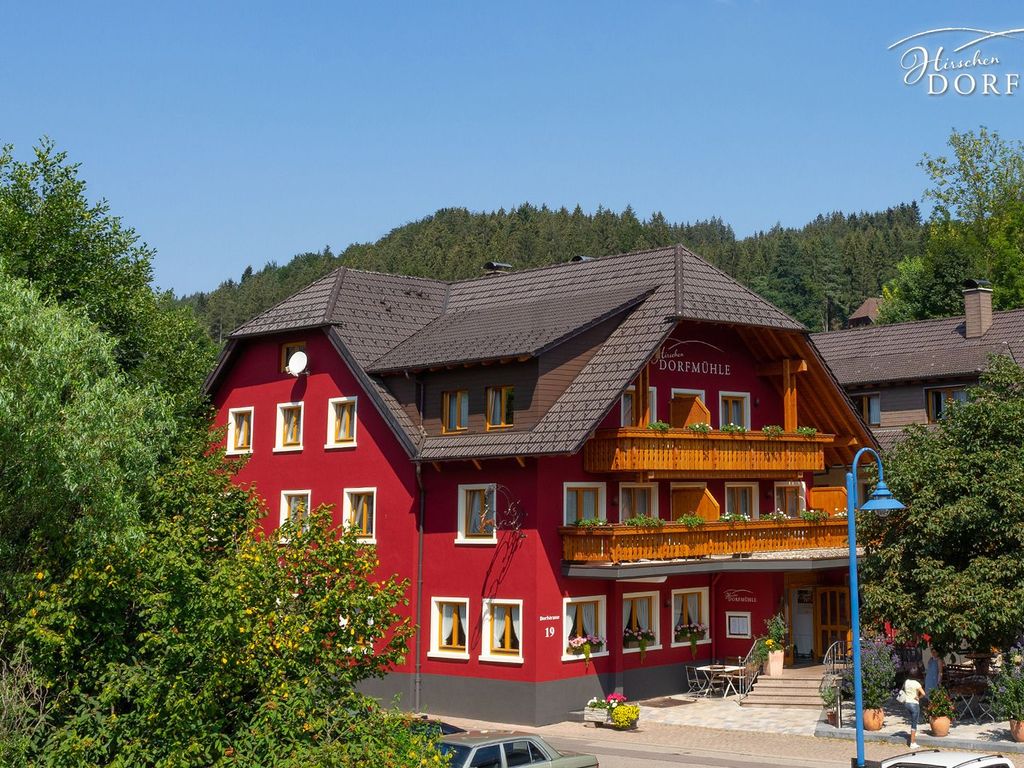 Hirschen Dorfmühle in Biederbach
