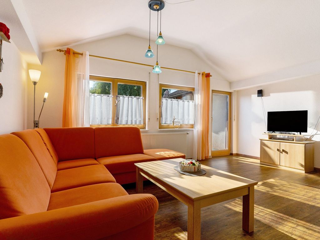 Photo, INSIDE, OUTSIDE