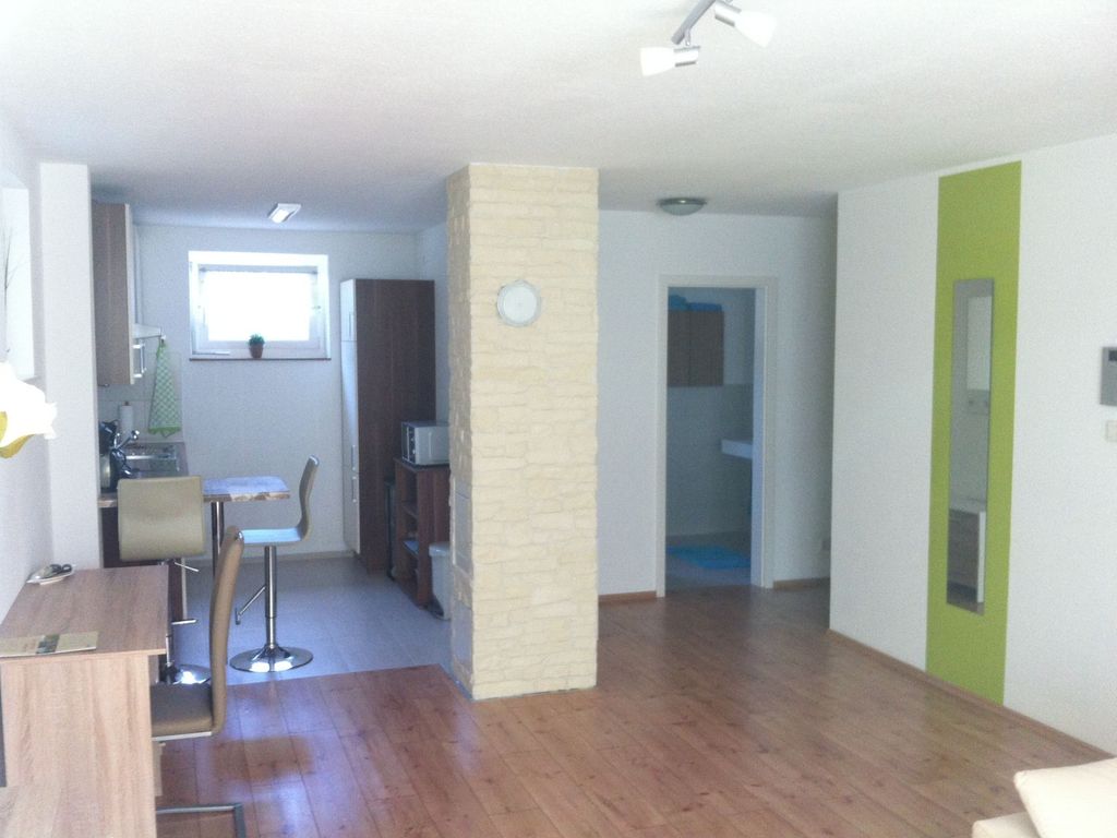Photo, INSIDE, OUTSIDE