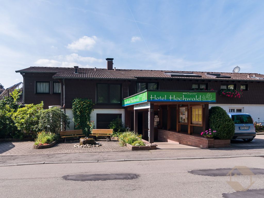 Aparthotel Hochwald Eingang weit
