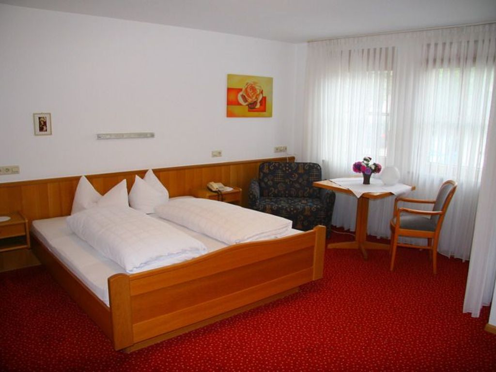 Doppelzimmer mit Balkon