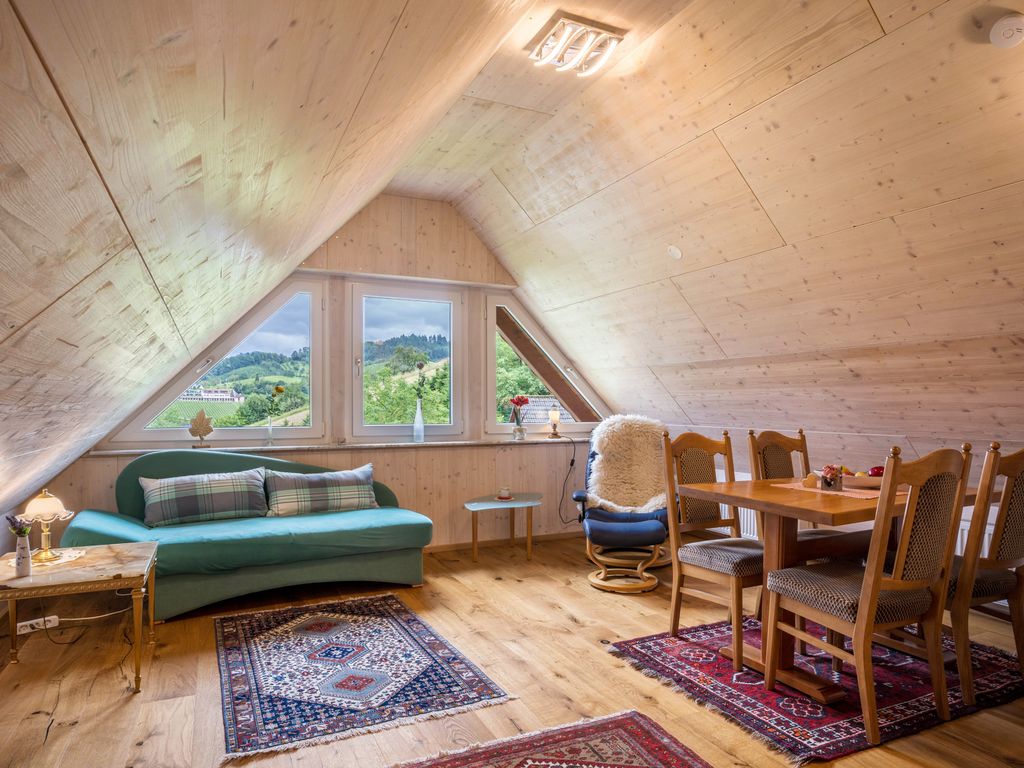 Photo, INSIDE, OUTSIDE
