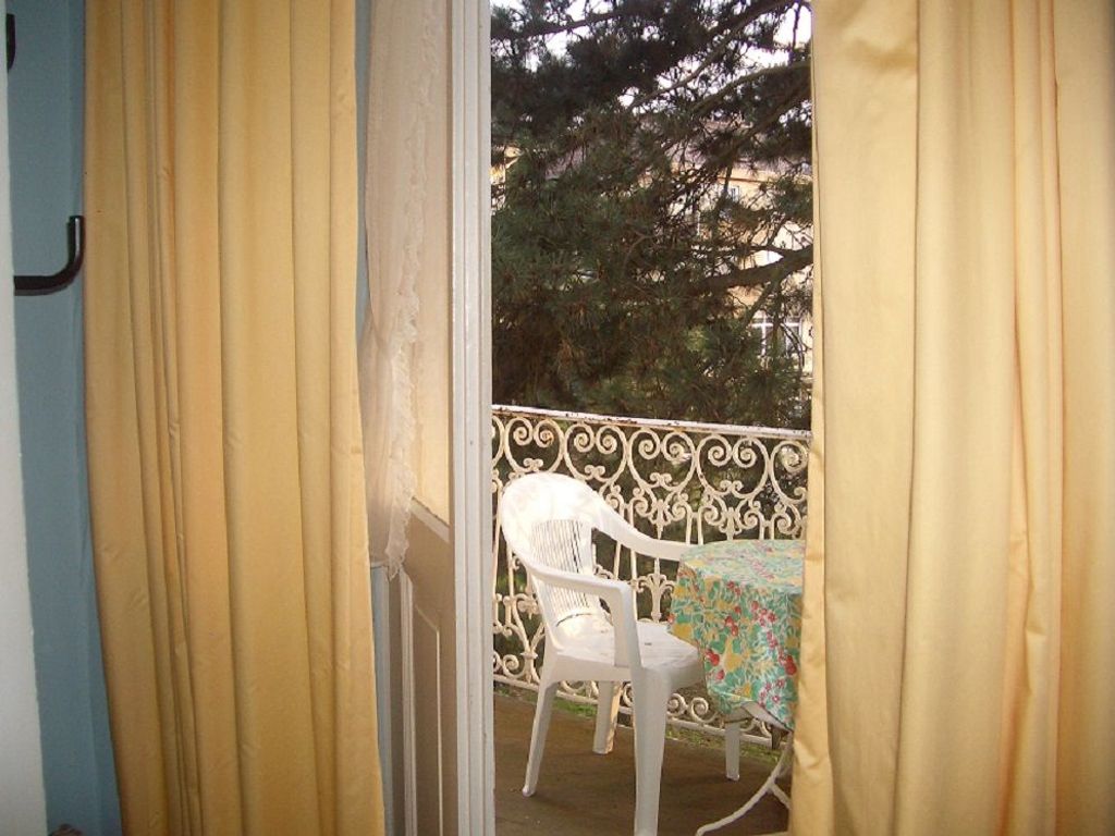Blick auf Balkon