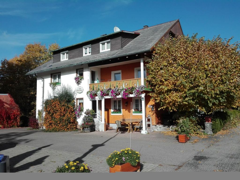 Haus herbstlich