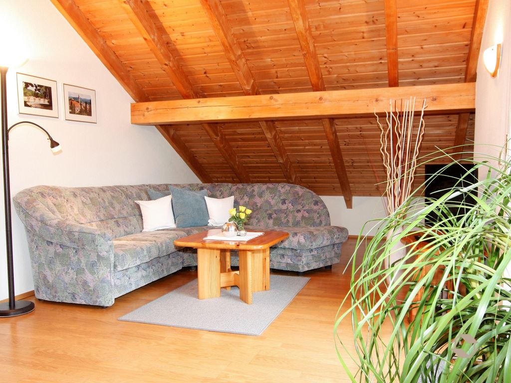 Photo, INSIDE, OUTSIDE