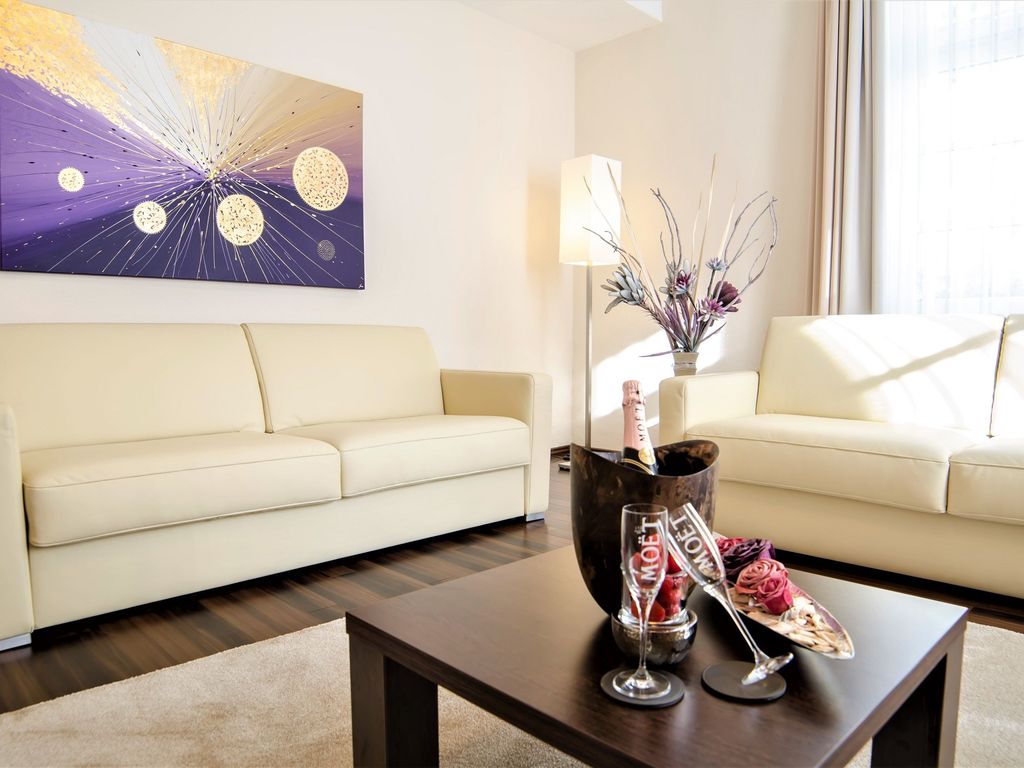 Junior Suite Wohnzimmer #101 - Hotel Merkur